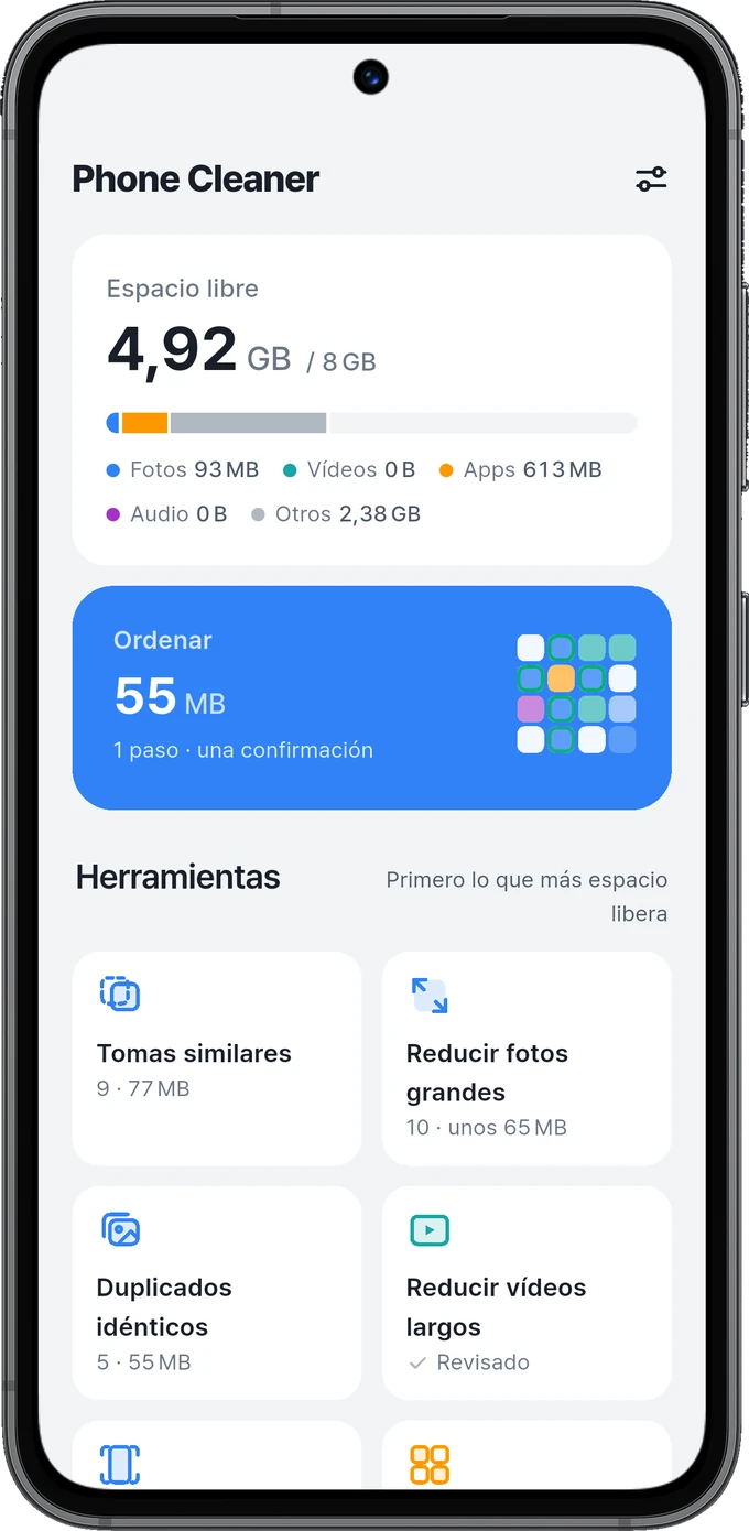 Pantalla de inicio que muestra el almacenamiento y las herramientas de limpieza